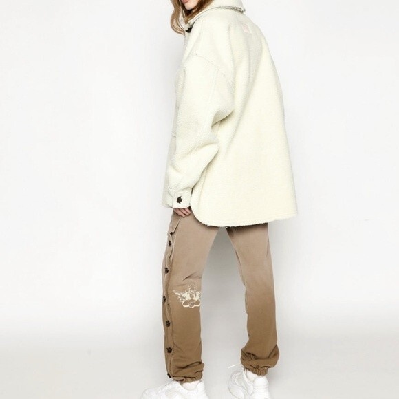 Ariel X Boys Lie OUTERWEAR Wrapped In Your Lies Sherpa Button Jacket - Picture 2 of 5